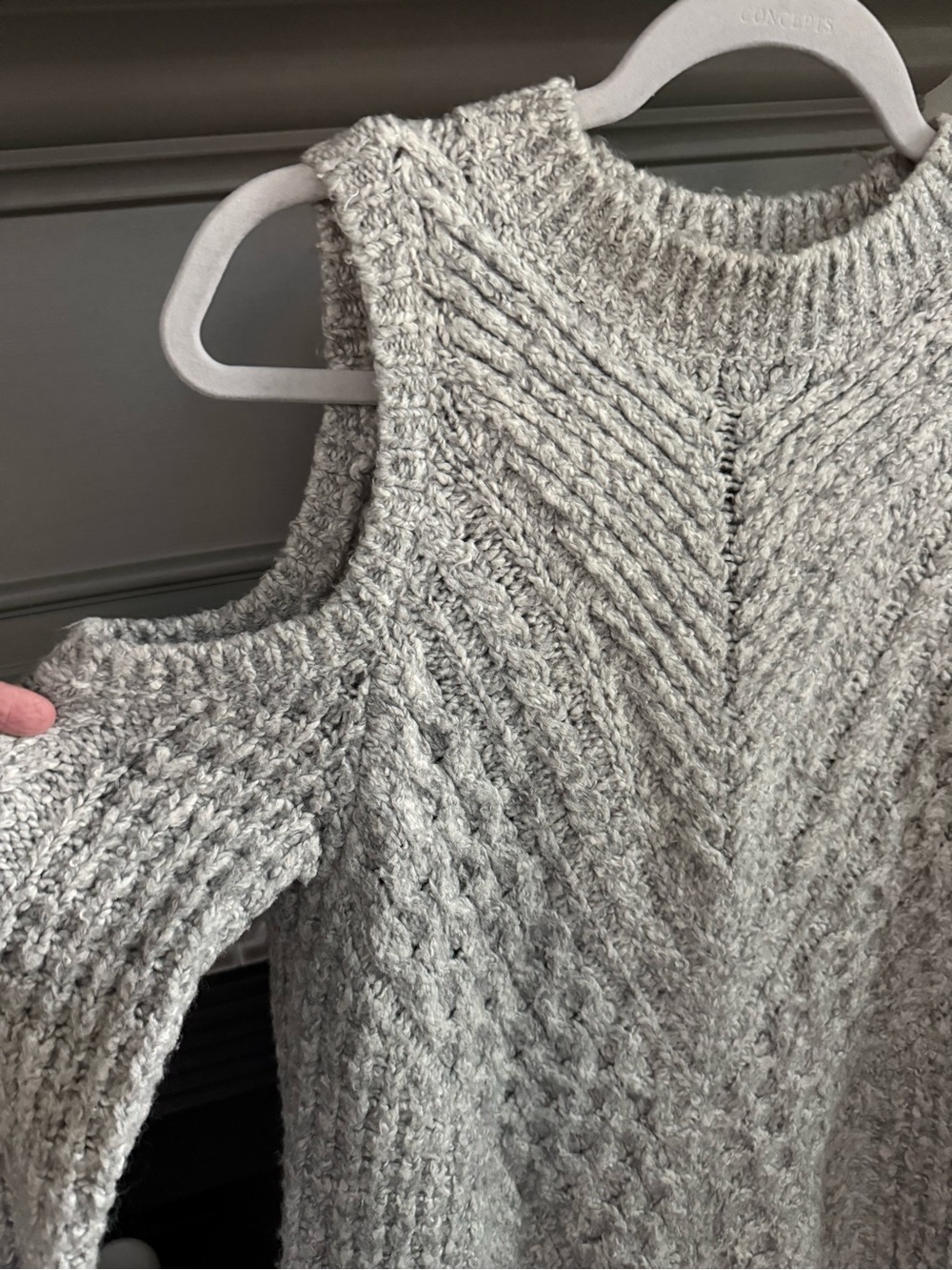Express Cold-Shoulder Cable Knit Sweater - Light Gray